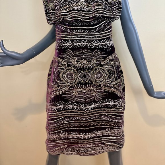 NAEEM KHAN Pre Fall 2010 Beaded Velvet Cocktail Dress - Picture 11 of 13